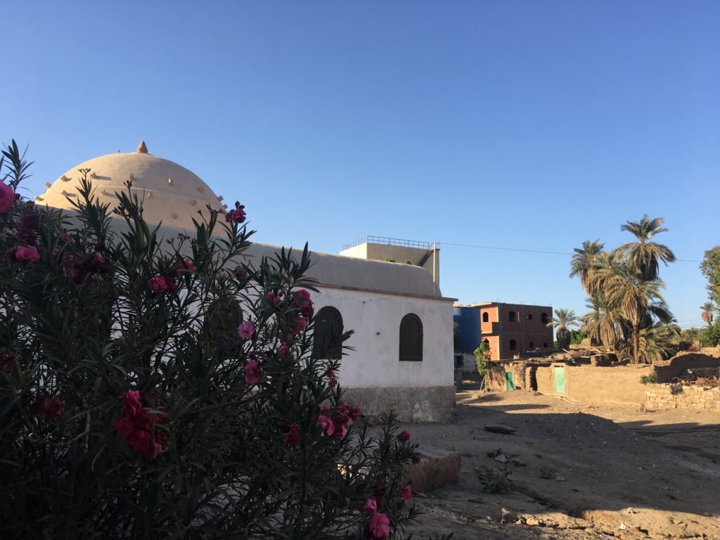 Nubian architecture, ark shape roofs houses